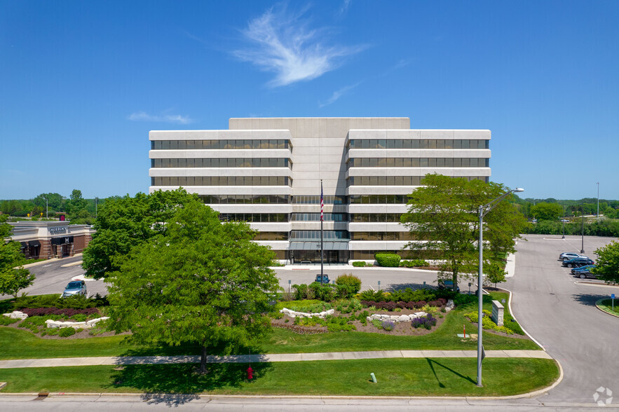 707 Skokie Blvd, Northbrook, IL en alquiler - Foto del edificio - Imagen 3 de 33