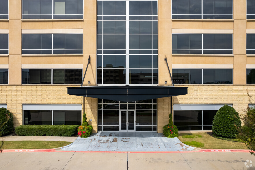 700 Central Expy S, Allen, TX en alquiler - Foto del edificio - Imagen 3 de 6