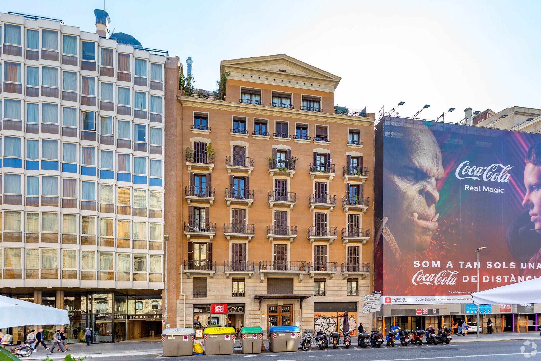 Edificio residencial en Barcelona, Barcelona en venta Foto principal- Imagen 1 de 4