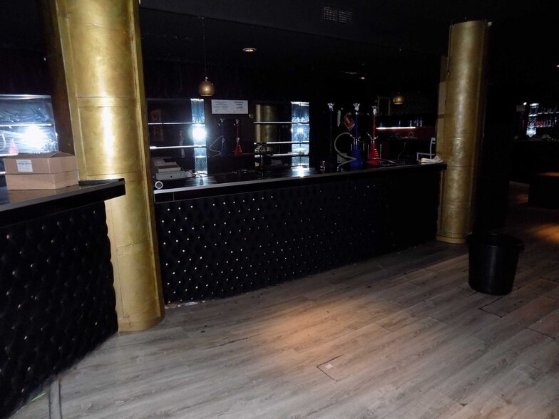 Centro Comercial Zoco cartera de 2 inmuebles en venta en LoopNet.es - Foto del interior - Imagen 3 de 17