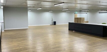 Store 1 Front Office, Bourne Enterprise Park, Bourne en alquiler Foto del interior- Imagen 1 de 1