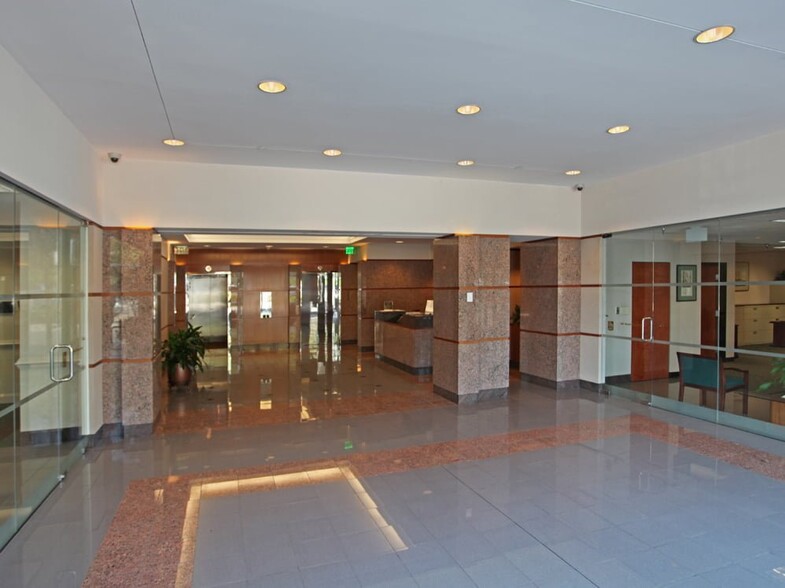 201 International Cir, Hunt Valley, MD en alquiler - Lobby - Imagen 3 de 6