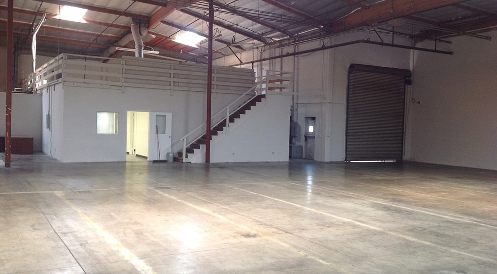 106 W Gardena Blvd, Carson, CA en alquiler - Foto del interior - Imagen 3 de 4