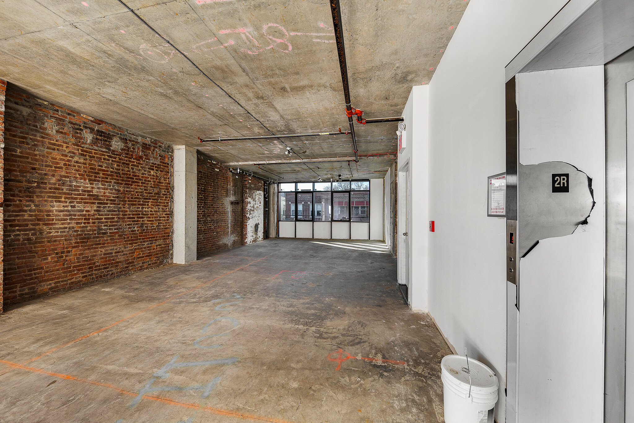 1055 63rd St, Brooklyn, NY en alquiler Foto del interior- Imagen 1 de 6