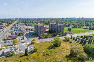 1385 Midland Ave, Toronto, ON - VISTA AÉREA  vista de mapa