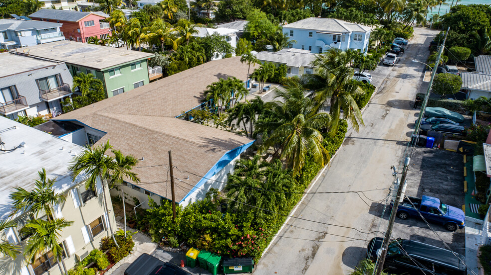 333 Palm St, Hollywood, FL en venta - Foto del edificio - Imagen 3 de 45