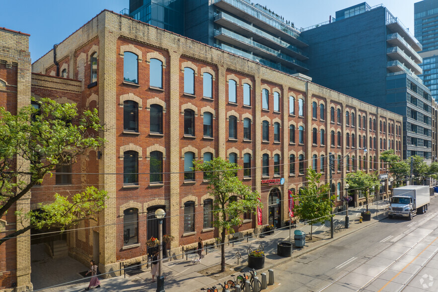 500-522 King St W, Toronto, ON en alquiler - Foto del edificio - Imagen 1 de 10