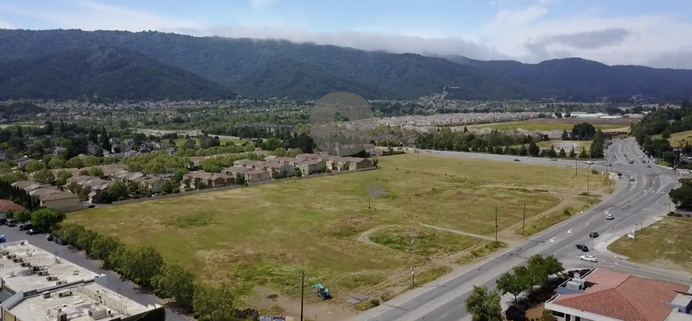 1400 1st St, Gilroy, CA en venta - Foto del edificio - Imagen 1 de 7