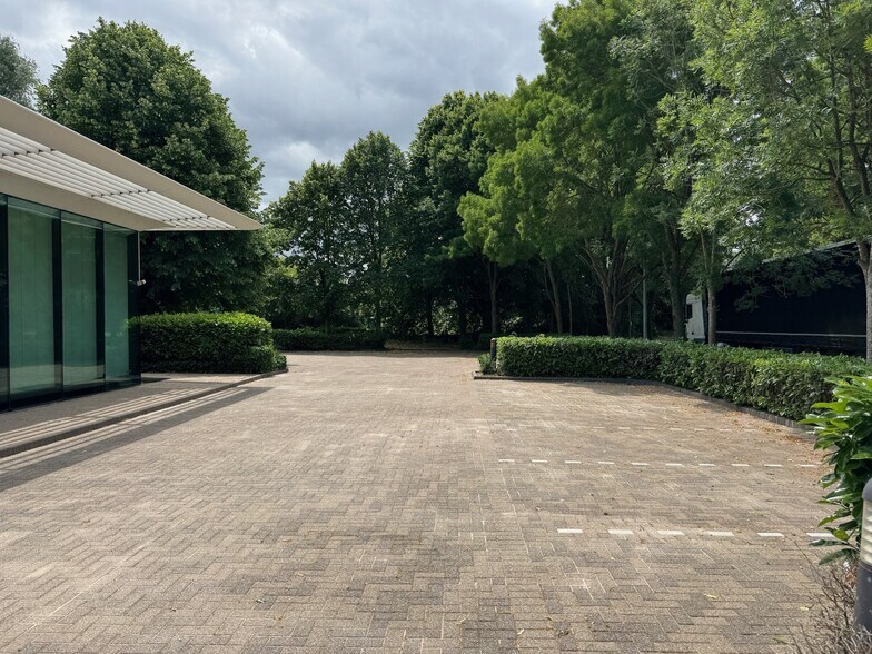 Mount Ave, Milton Keynes en alquiler - Foto del edificio - Imagen 2 de 4