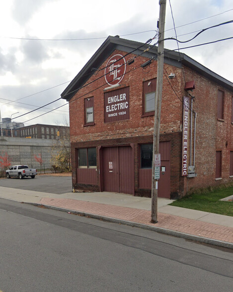 609 Columbia St, Utica, NY en alquiler - Foto del edificio - Imagen 1 de 14