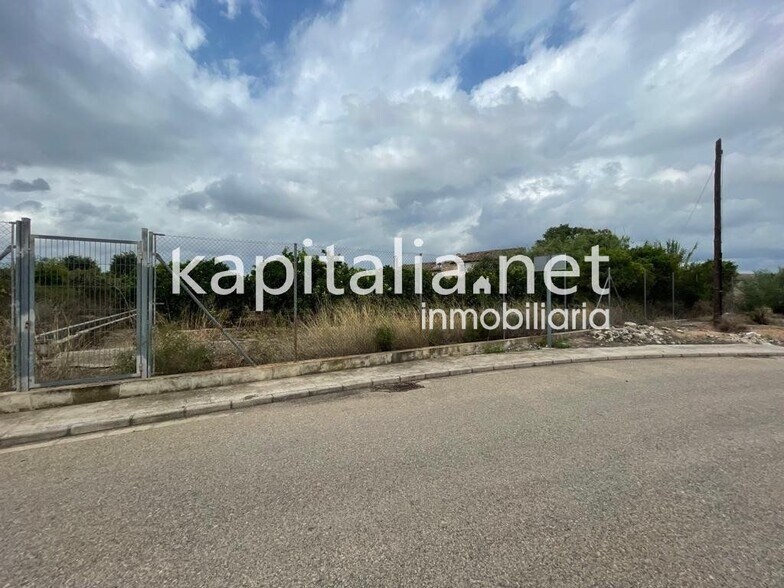 Nave en NOVETLÈ en venta - Foto del edificio - Imagen 2 de 8