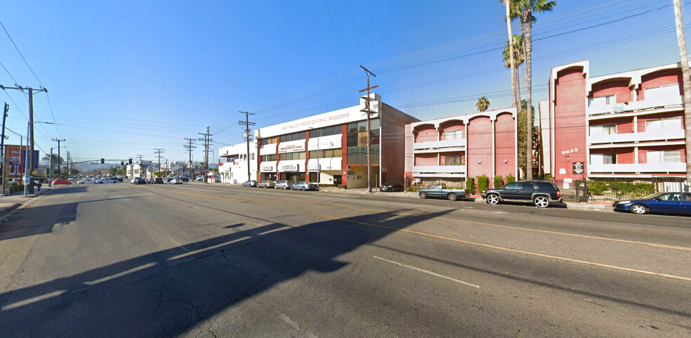 6819 Sepulveda Blvd, Van Nuys, CA en alquiler - Foto del edificio - Imagen 3 de 5