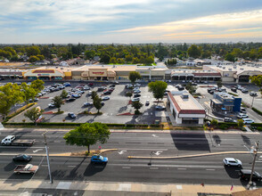 651-653 N Golden State Blvd, Turlock, CA - VISTA AÉREA  vista de mapa - Image1