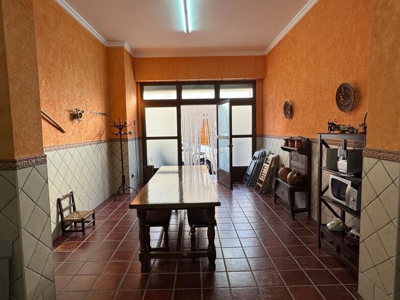 Local en Algemesí en venta - Foto del interior - Imagen 2 de 4