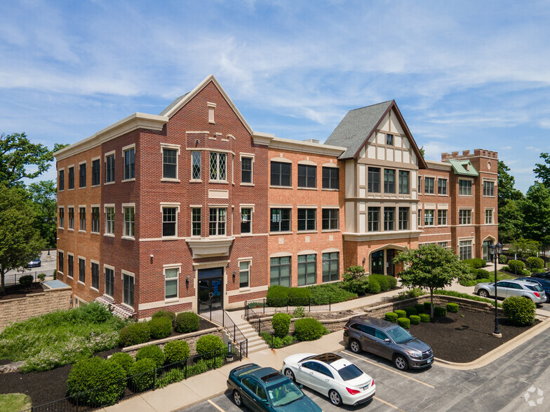 20624 Abbey Woods Ct, Frankfort, IL en alquiler - Foto del edificio - Imagen 2 de 13