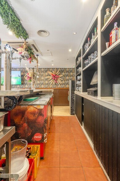 Avenida de Galicia, 22, Oviedo, Asturias en alquiler - Foto del edificio - Imagen 2 de 42