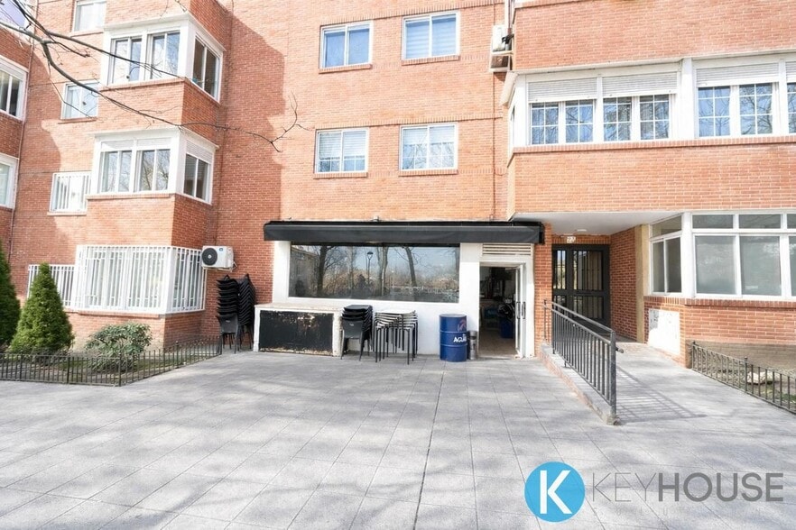 Edificio residencial en San Fernando de Henares, Madrid en venta - Foto del edificio - Imagen 1 de 3