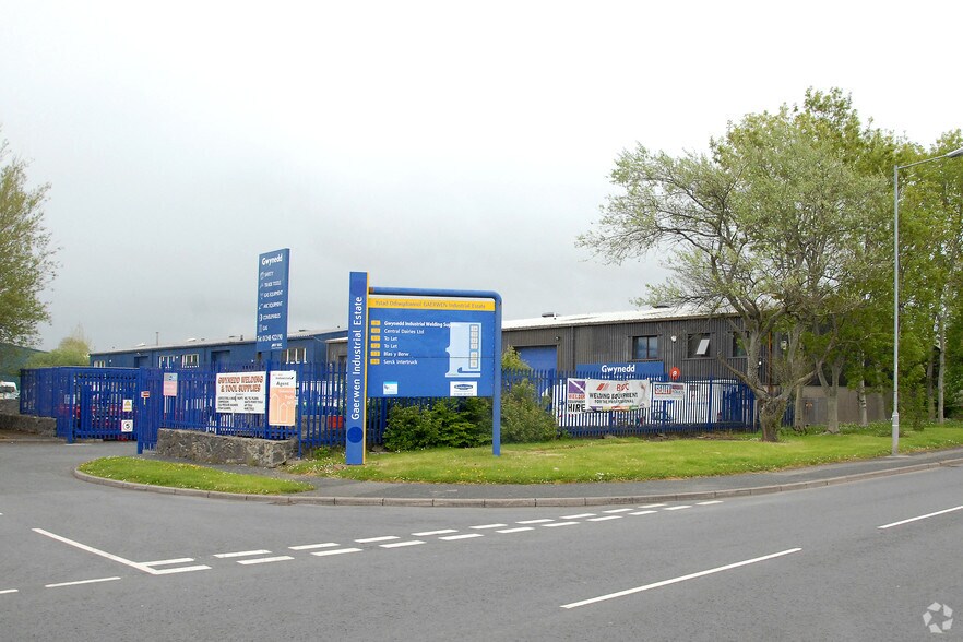 Lon Groes, Gaerwen en alquiler - Foto del edificio - Imagen 2 de 3