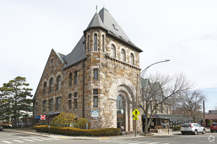 10 Langley Rd, Newton, MA en alquiler - Foto del edificio - Imagen 3 de 8