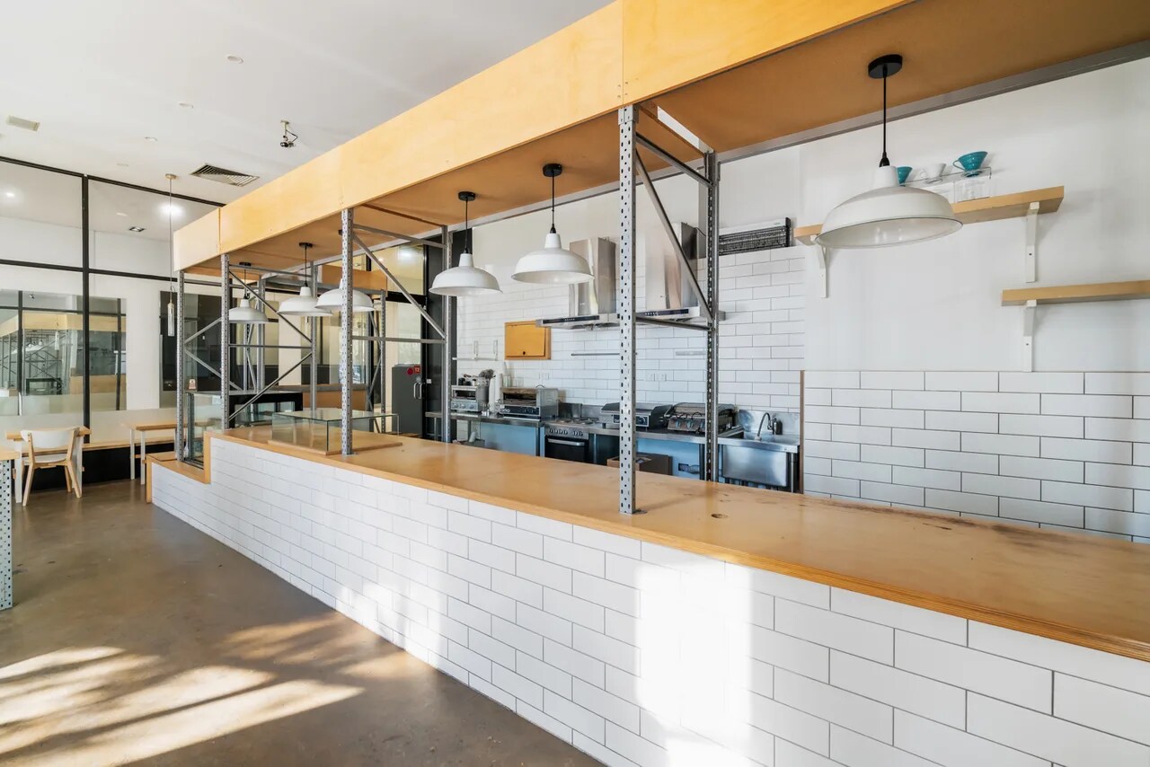 22 Saint Kilda Rd, St Kilda, VIC 3182 - Unidad Shop 1 - - Foto del interior - Image 1 of 6