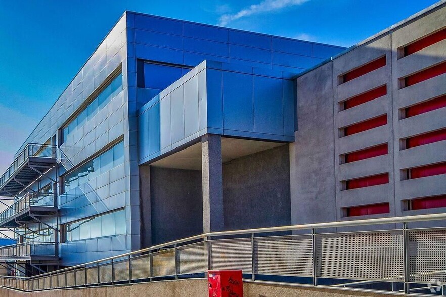 Local en Rivas-Vaciamadrid, Madrid en venta - Foto del edificio - Imagen 3 de 5