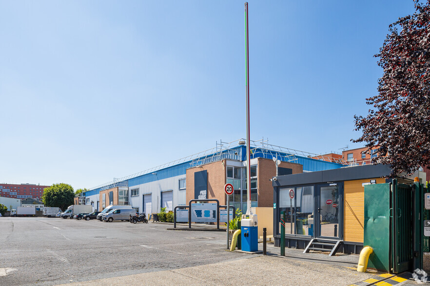 61 Rue Du Landy, Aubervilliers en alquiler - Foto del edificio - Imagen 2 de 2