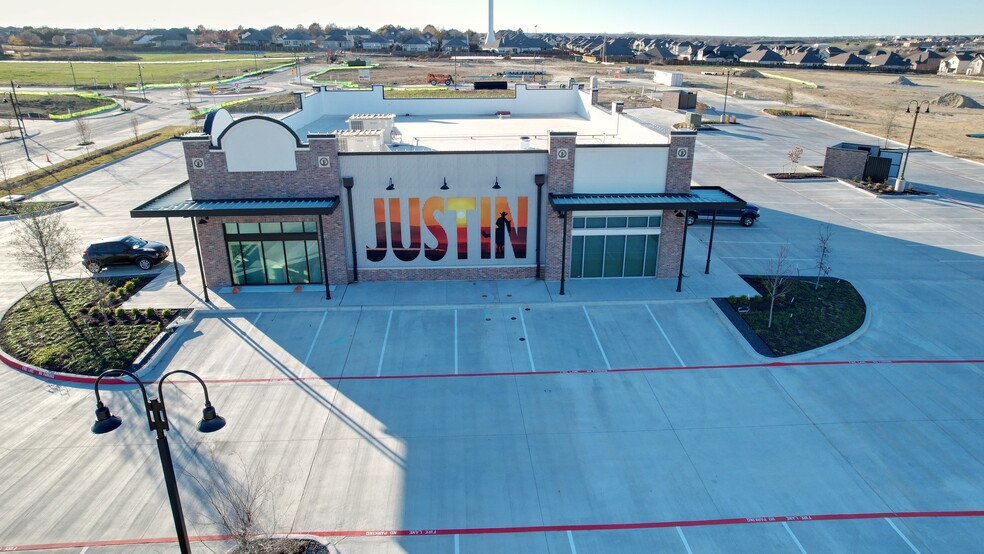 FM 156, Justin, TX en alquiler - Foto del edificio - Imagen 1 de 28