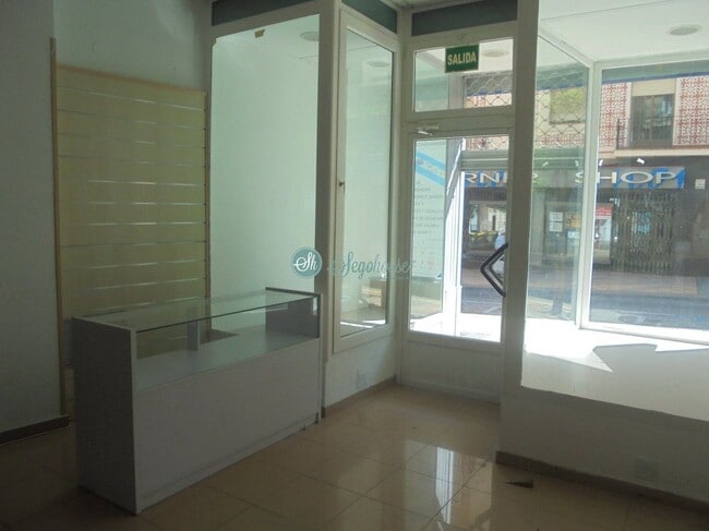 Más detalles de Local en alquiler