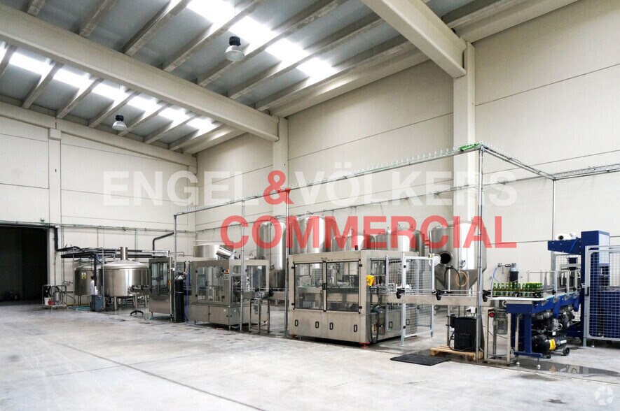 Nave en Hoyocasero, Ávila en venta - Foto del edificio - Imagen 2 de 8