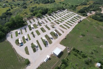 575 Ranch Road 962 E, Round Mountain, TX - VISTA AÉREA  vista de mapa