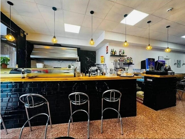 Más detalles de Local en alquiler