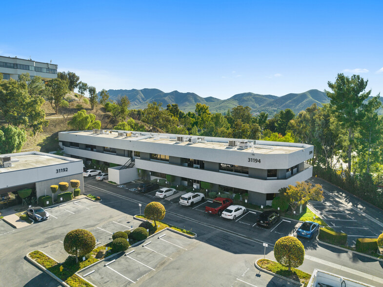 31194 La Baya Dr, Westlake Village, CA en venta - Foto del edificio - Imagen 1 de 4