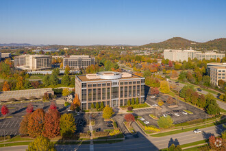 800 Crescent Centre Dr, Franklin, TN - VISTA AÉREA  vista de mapa - Image1