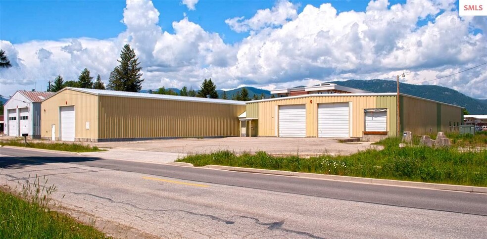 1301 Ontario St, Sandpoint, ID en venta - Foto del edificio - Imagen 1 de 8