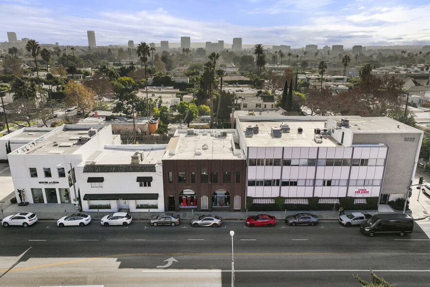 8214-8216 Melrose Ave, Los Angeles, CA en venta - Foto del edificio - Imagen 2 de 47