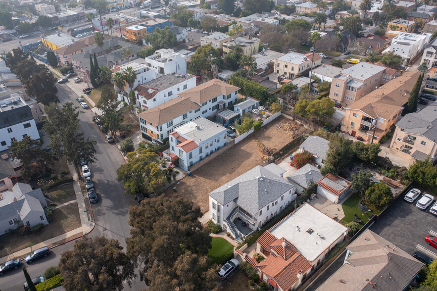 1327 S Burnside Ave, Los Angeles, CA en venta - Foto del edificio - Imagen 2 de 8