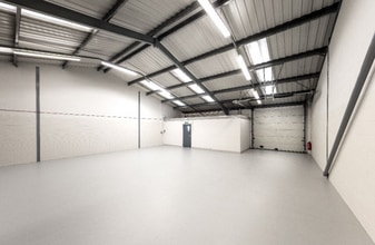 878 Plymouth Rd, Slough en alquiler Foto del interior- Imagen 1 de 2