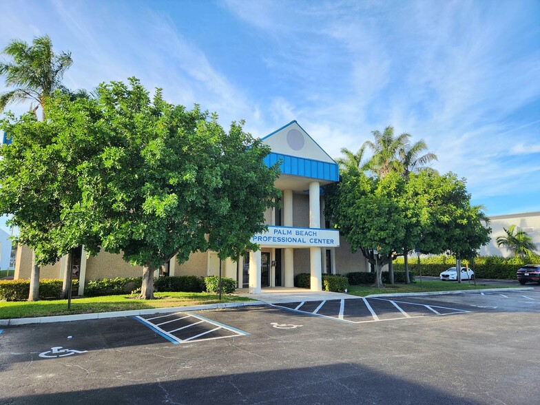 2247 Palm Beach Lakes Blvd, West Palm Beach, FL en venta - Foto del edificio - Imagen 1 de 6