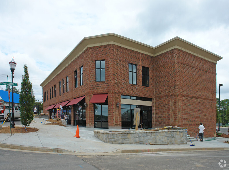 310 Town Center Ave, Suwanee, GA en alquiler - Foto del edificio - Imagen 3 de 9