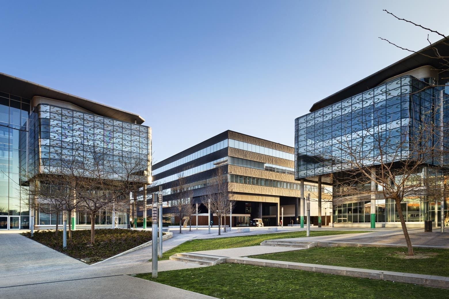 Passatge de la Pau, S/N, Cornellà de Llobregat, Barcelona en alquiler Foto del edificio- Imagen 1 de 7