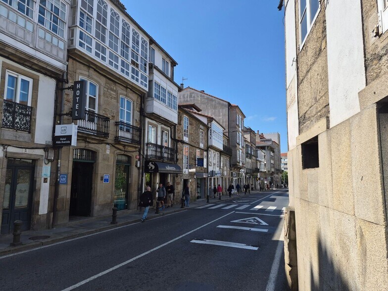 Rúa Da Fonte de Santo Antonio, 3, Santiago de Compostela, La Coruna en alquiler - Foto del edificio - Imagen 2 de 10