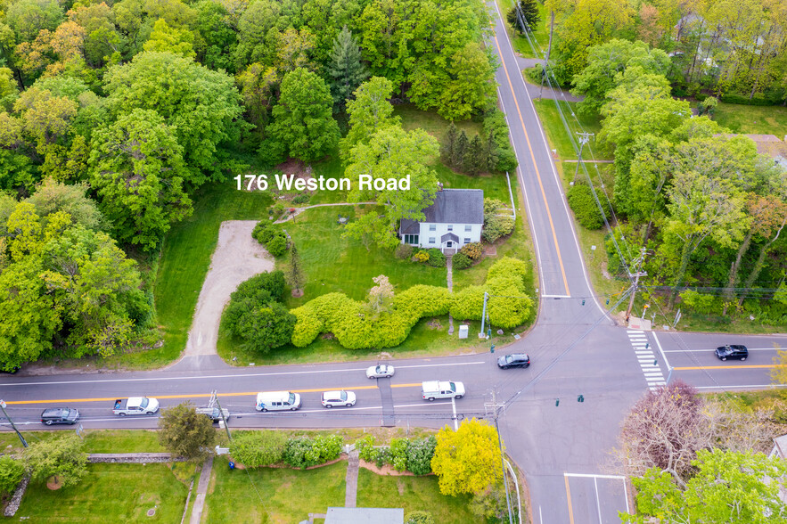 176 Weston Rd, Weston, CT en venta - Foto principal - Imagen 1 de 9