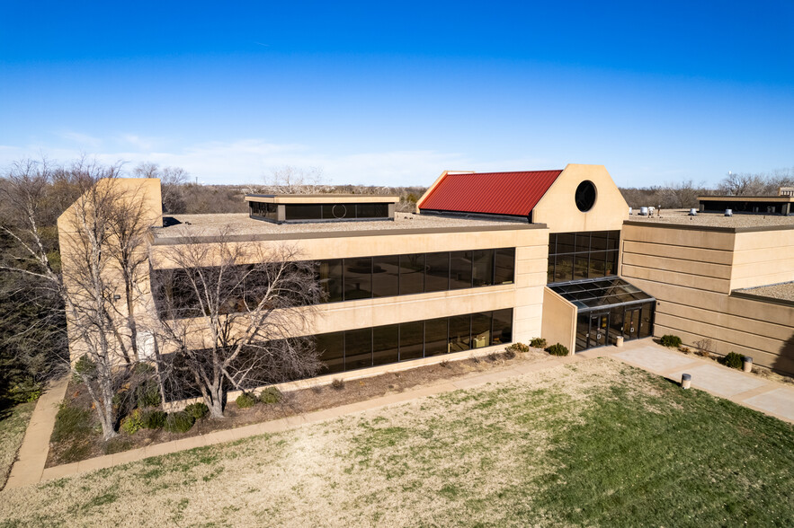 5000 E 29th St, Wichita, KS en alquiler - Foto del edificio - Imagen 3 de 53