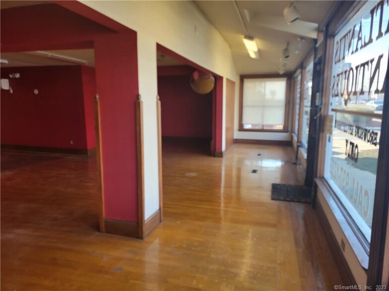 1004 Boston Post Rd, West Haven, CT en alquiler - Foto del interior - Imagen 3 de 34