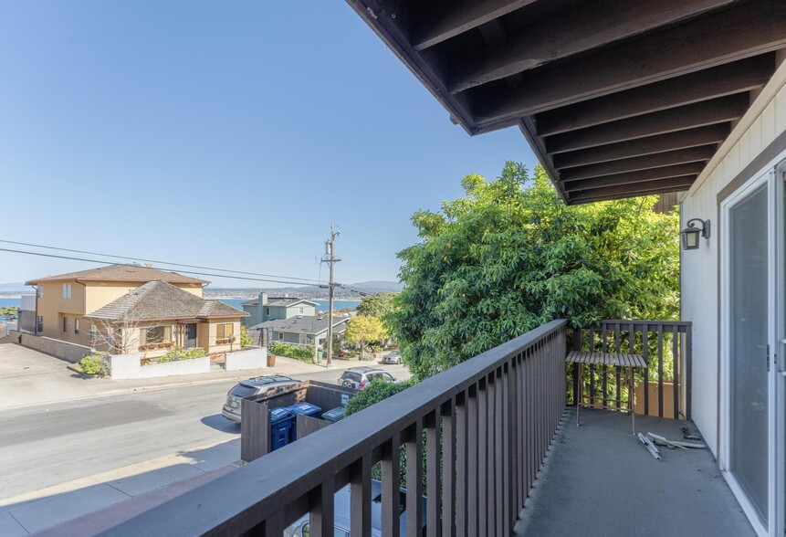 457 Spencer St, Monterey, CA en venta - Foto del edificio - Imagen 3 de 43