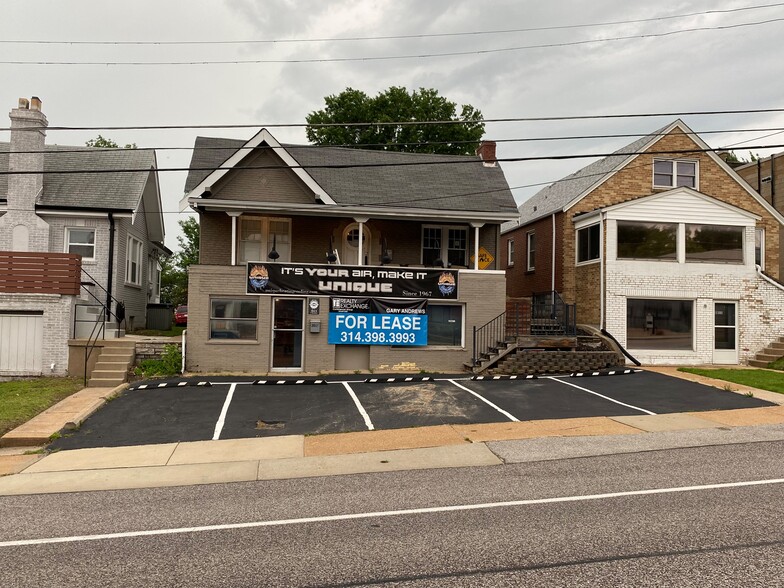 2015 S Big Bend Blvd, Saint Louis, MO en alquiler - Foto del edificio - Imagen 1 de 5