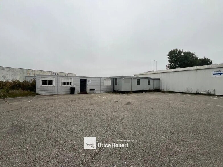 6 Rue De Lombardie, Saint-Priest en alquiler - Foto del edificio - Imagen 3 de 5