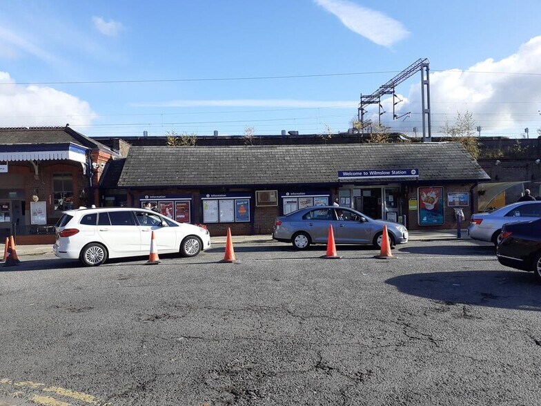 Station Rd, Wilmslow en alquiler - Foto del edificio - Imagen 3 de 8