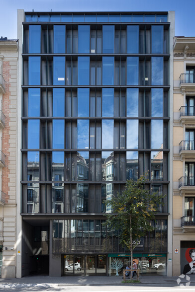 Carrer de Balmes, 49, Barcelona, Barcelona en alquiler - Foto del edificio - Imagen 2 de 3