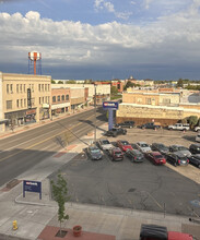 330 Shoup Ave, Idaho Falls, ID en alquiler Foto del edificio- Imagen 2 de 8